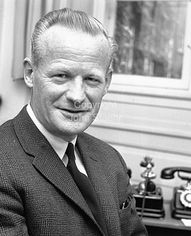 Kontorchef W. Johansen i Socialministeriet.
17-08-63.
6x6, jpeg, 300 dpi, size: 1 - 2 MB.
Printsize: 25 cm. k6343204.jpg