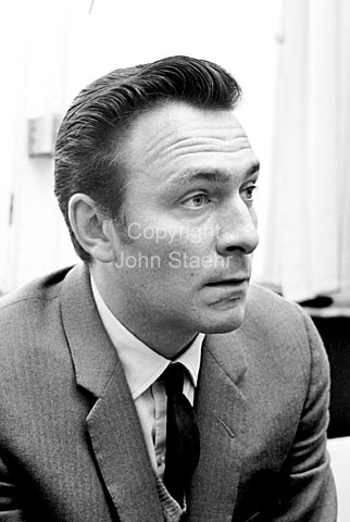 Christopher Plummer in Shakespeares "Hamlet" on Kronborg Castle.
17-08-63.
6x6, jpeg, 300 dpi, size: 1 - 2 MB.
Printsize: 25 cm. k6342902.jpg