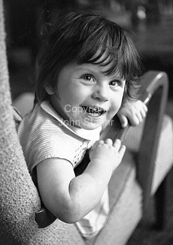 Little girl, Pia, 1 year.
27-07-63.
6x6, jpeg, 300 dpi, size: 1 - 2 MB.
Printsize: 25 cm sa6363704.jpg