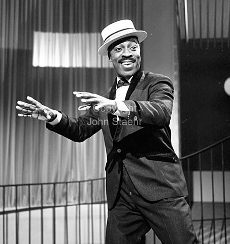 Johnny White in Danish televisions, Blue Time. Sendes 11.01.64.
08-01-64. a6441906.jpg